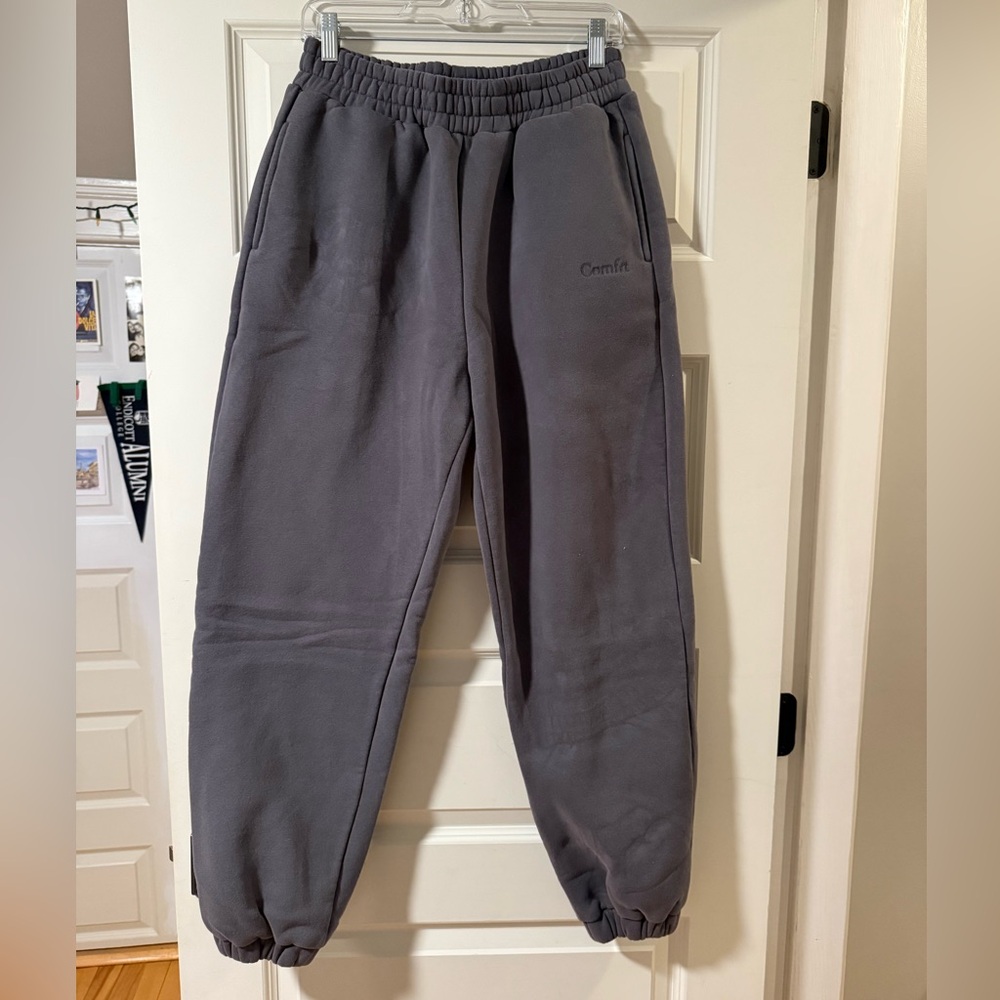 Comfit Women's Gray Fleece Jogger Pants